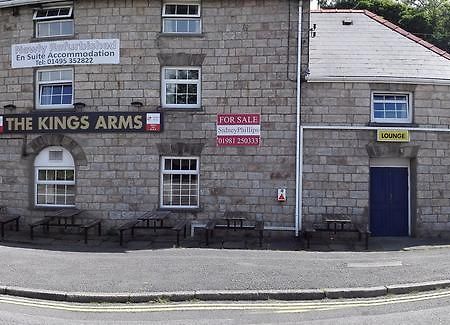 Kings Arms Guest House Ebbw Vale Buitenkant foto